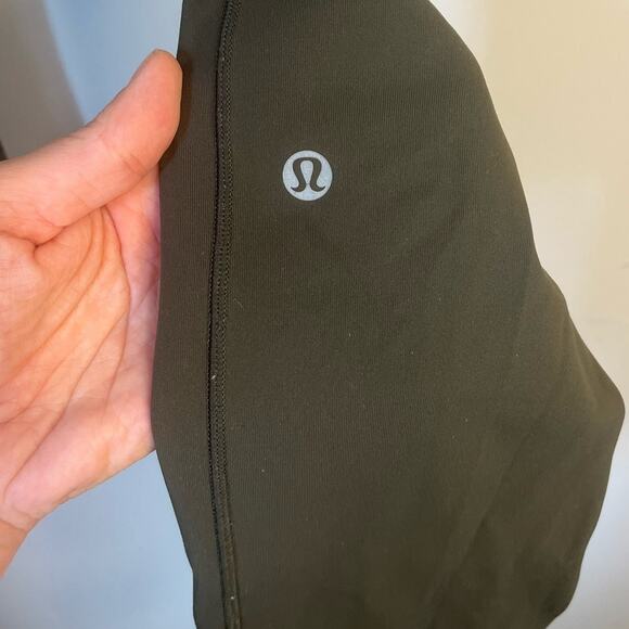 Lululemon Women's Speed Up Tight Leggings Dark Olive Side Pockets 28in sz. 6 - Picture 3 of 6